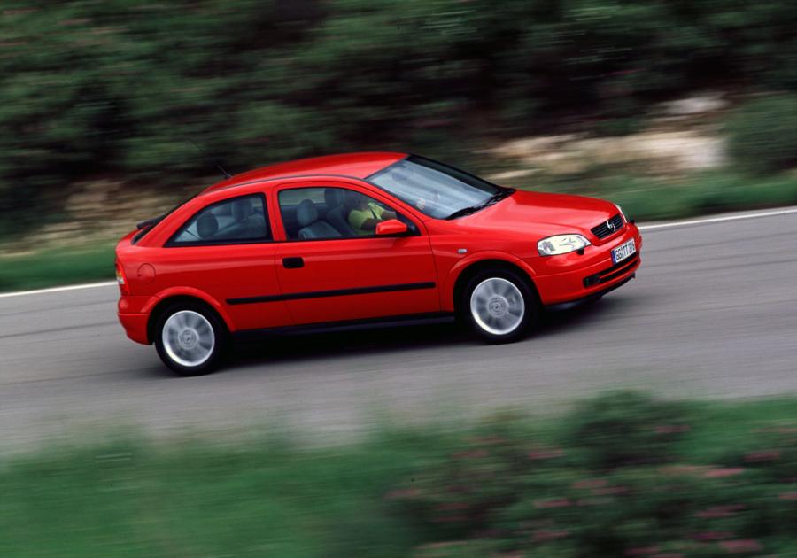  Opel Astra 3-Door (G) 1998 года  (фото 27 из 36)